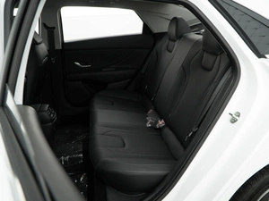 Седан Hyundai Elantra 2025 года, 2827077 рублей, Москва