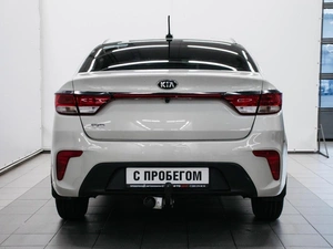 Седан Kia Rio 2019 года, 1389000 рублей, Красноярск