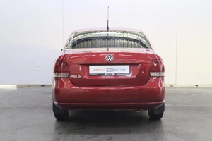Седан Volkswagen Polo 2011 года, 655000 рублей, Брянск