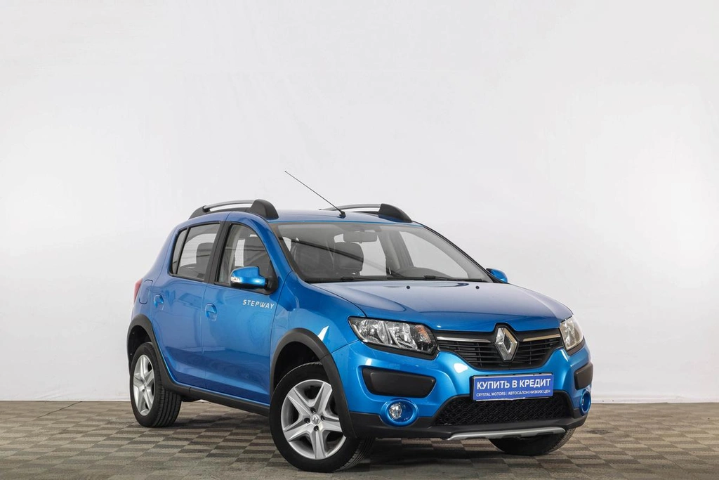 Хетчбэк Renault Sandero Stepway 2018 года, 929000 рублей, Тюмень