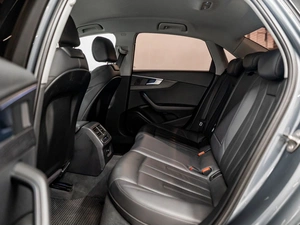 Седан Audi A4 2016 года, 1950000 рублей, Красноярск