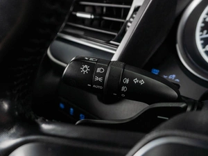 Седан Toyota Camry 2018 года, 2999000 рублей, Тюмень