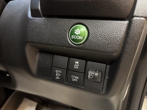 Хетчбэк Honda Fit 2017 года, 947000 рублей, Красноярск