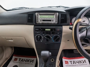 Хетчбэк Toyota Corolla 2002 года, 630000 рублей, Красноярск