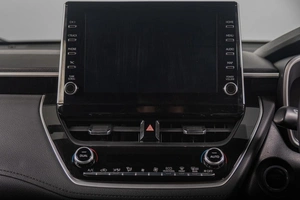 Внедорожник Toyota Corolla Cross 2022 года, 2749000 рублей, Томск