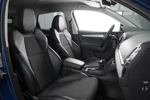 Внедорожник Skoda Karoq 2021 года, 2330000 рублей, Омск