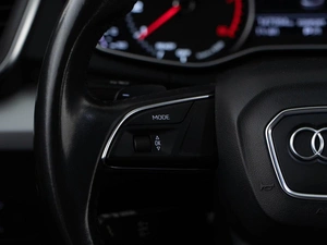 Внедорожник Audi Q5 2017 года, 2849999 рублей, Москва