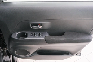 Минивэн Toyota bB 2013 года, 989000 рублей, Красноярск