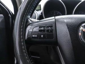 Хетчбэк Mazda 3 2011 года, 930000 рублей, Красноярск