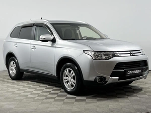 Внедорожник Mitsubishi Outlander 2014 года, 1176200 рублей, Казань