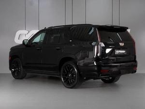 Внедорожник Cadillac Escalade 2022 года, 13075000 рублей, Красный Пахарь