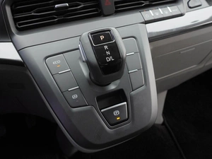 Фургон Ford Transit Custom 2024 года, 5499000 рублей, Воронеж