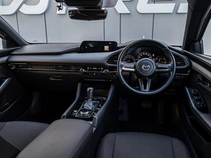 Хетчбэк Mazda 3 2019 года, 1747000 рублей, Краснодар
