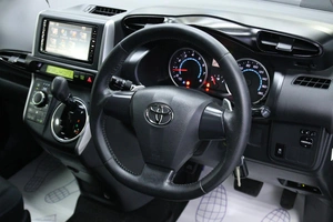 Минивэн Toyota Wish 2009 года, 1248000 рублей, Солонцы