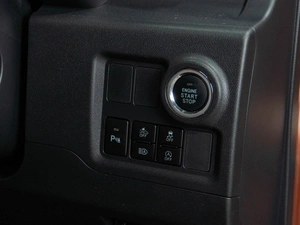 Хетчбэк Toyota Passo 2018 года, 1270000 рублей, Тюмень
