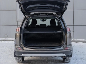 Внедорожник Toyota RAV4 2018 года, 1695000 рублей, Санкт-Петербург