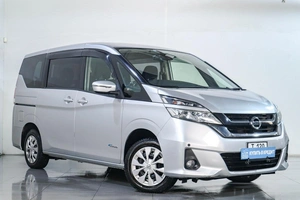 Минивэн Nissan Serena 2017 года, 1859000 рублей, Челябинск