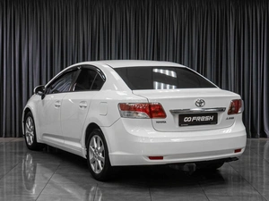 Седан Toyota Avensis 2009 года, 1019000 рублей, Тюмень