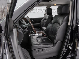 Внедорожник Infiniti QX56 2010 года, 1799000 рублей, Волгоград