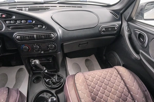 Внедорожник Chevrolet Niva 2012 года, 649000 рублей, Красноярск