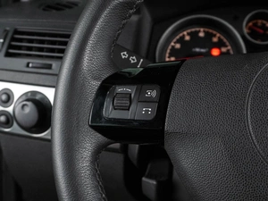 Седан Opel Astra 2012 года, 864000 рублей, Воронеж