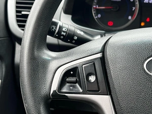 Седан Hyundai Solaris 2015 года, 859000 рублей, Ижевск