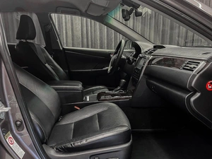Седан Toyota Camry 2016 года, 2049000 рублей, Красноярск