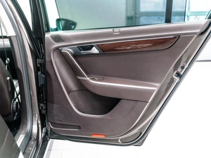 Седан Volkswagen Passat 2012 года, 1300000 рублей, Красноярск