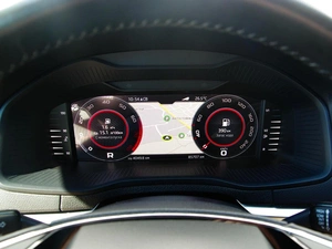 Внедорожник Skoda Karoq 2020 года, 2790000 рублей, Владимир