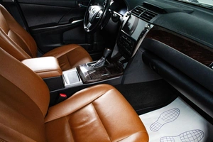 Седан Toyota Camry 2016 года, 2129000 рублей, Сургут
