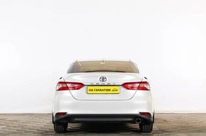 Седан Toyota Camry 2020 года, 3249000 рублей, Тюмень