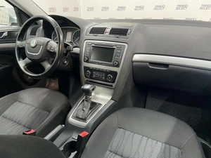 Лифтбек Skoda Octavia 2011 года, 845000 рублей, Красноярск