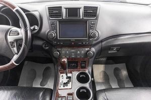 Внедорожник Toyota Highlander 2010 года, 2149000 рублей, Барнаул