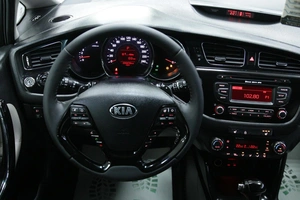 Хетчбэк Kia Ceed 2013 года, 1048000 рублей, Солонцы