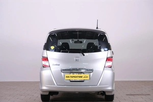 Минивэн Honda Freed 2011 года, 1289000 рублей, Омск