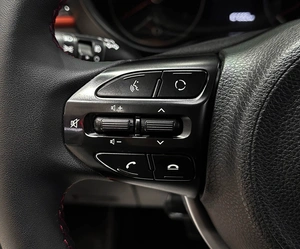 Хетчбэк Kia Rio X-Line 2019 года, 1590000 рублей, Красноярск