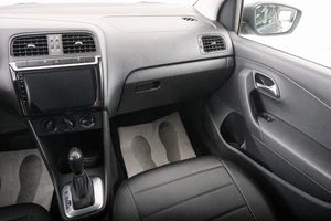 Седан Volkswagen Polo 2016 года, 1099000 рублей, Красноярск