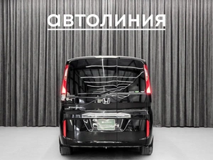 Минивэн Honda Stepwgn 2015 года, 1530000 рублей, Красноярск