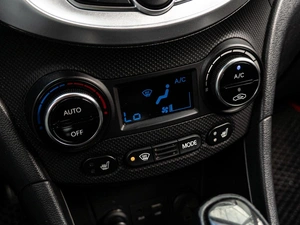 Хетчбэк Hyundai Solaris 2015 года, 928000 рублей, Краснодар