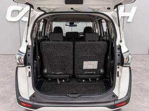 Минивэн Toyota Sienta 2019 года, 1450000 рублей, Краснодар