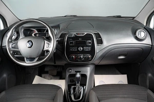 Внедорожник Renault Kaptur 2018 года, 1339000 рублей, Тюмень