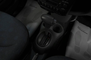 Хетчбэк Toyota Vitz 2001 года, 379000 рублей, Челябинск