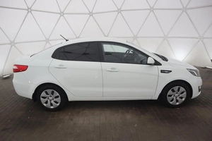 Седан Kia Rio 2014 года, 900000 рублей, Орёл