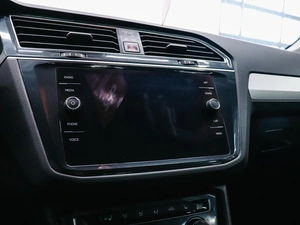 Внедорожник Volkswagen Tiguan 2020 года, 2000000 рублей, Красноярск