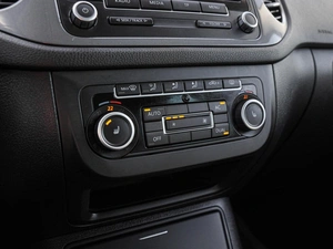 Внедорожник Volkswagen Tiguan 2011 года, 1229000 рублей, Волгоград