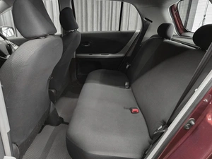 Хетчбэк Toyota Vitz 2010 года, 580000 рублей, Красноярск