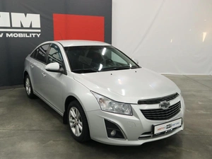 Седан Chevrolet Cruze 2014 года, 995000 рублей, Курск