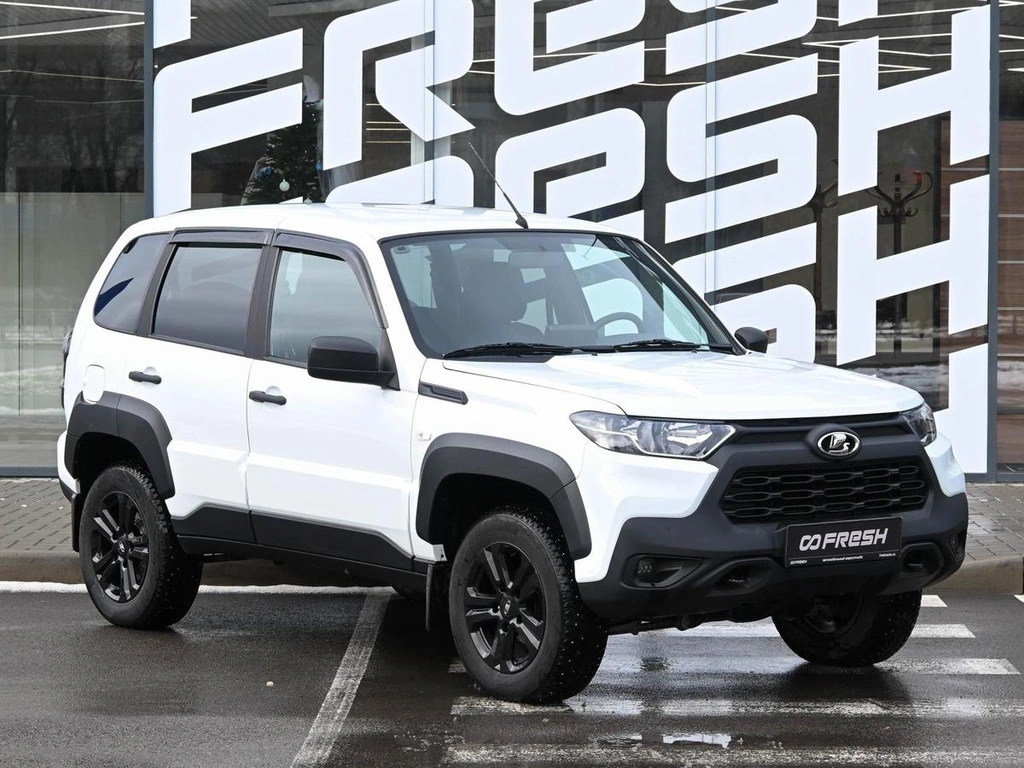 Внедорожник ВАЗ (LADA) Niva Travel 2024 года, 1345000 рублей, Волгоград