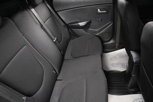 Седан Kia Rio 2013 года, 739000 рублей, Сургут