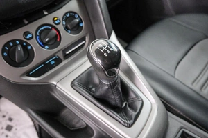 Хетчбэк Ford Focus 2013 года, 829000 рублей, Красноярск